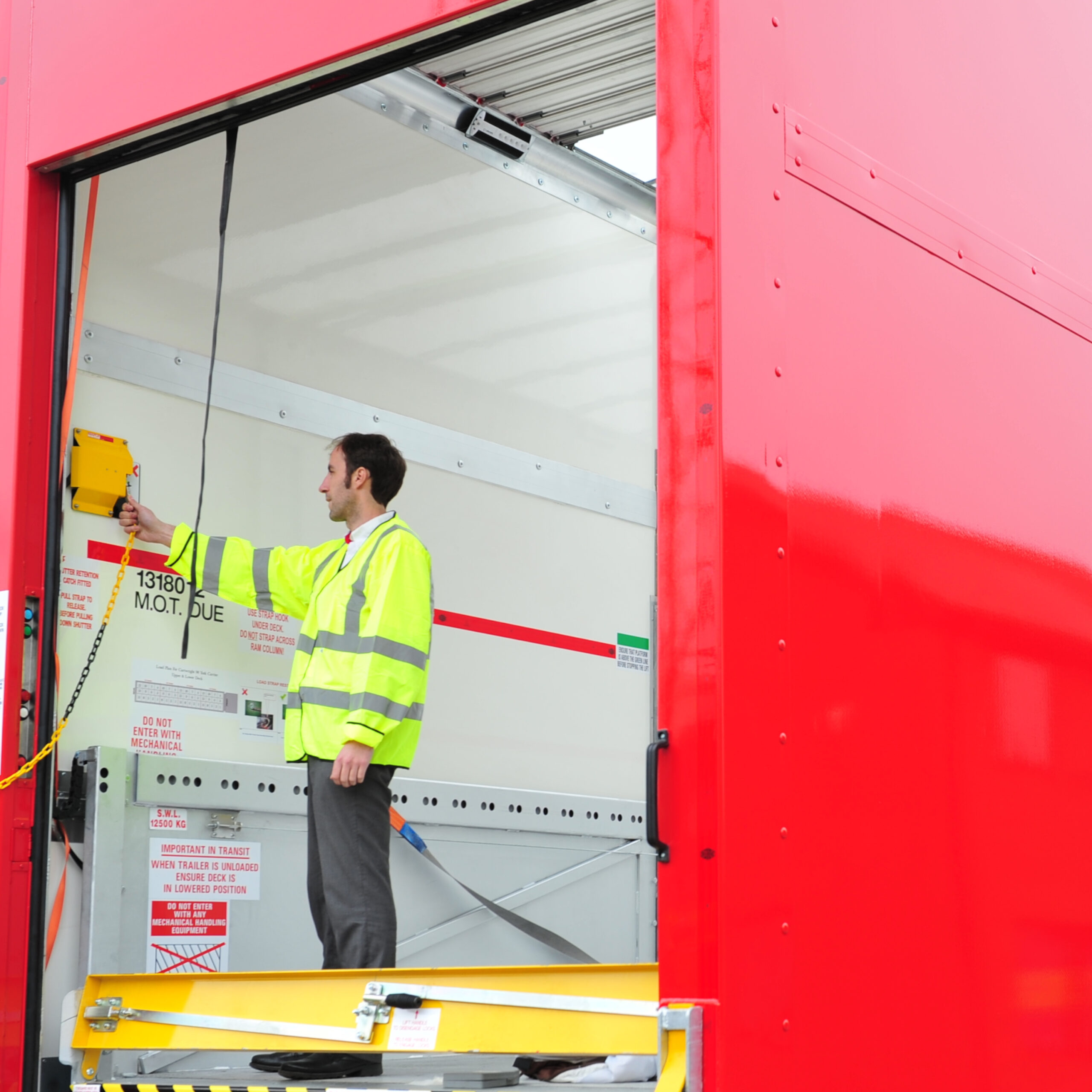 Prevent early departues on the loading bay